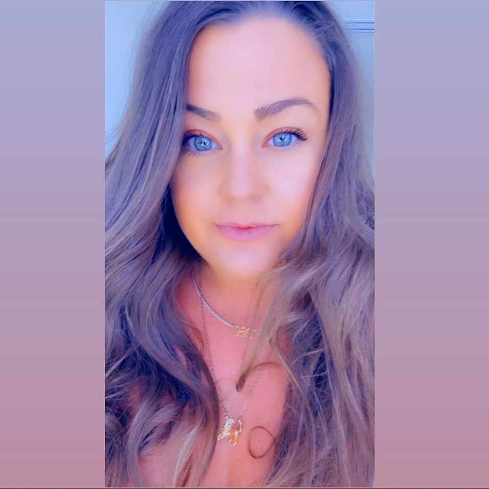 Meet your Posher, Arielle